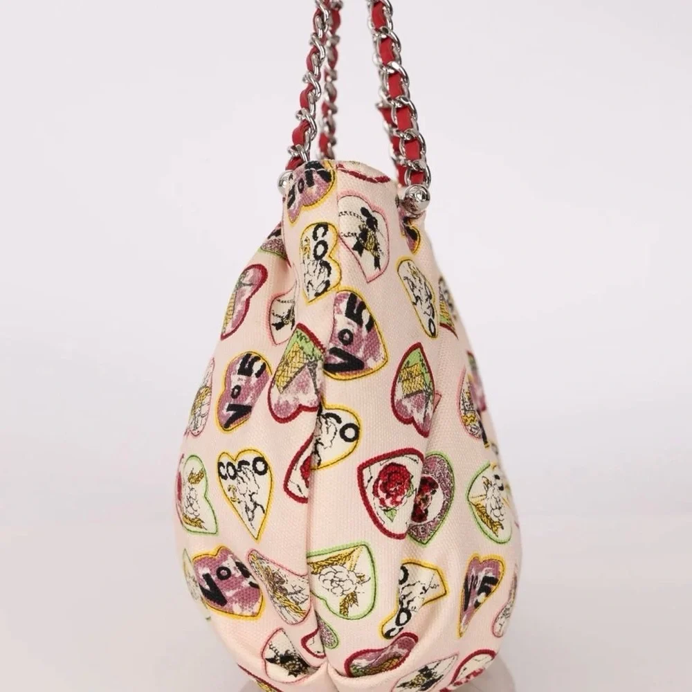 Chanel Heart Print Women's Bag - Cream and Red - Picture 2 of 7